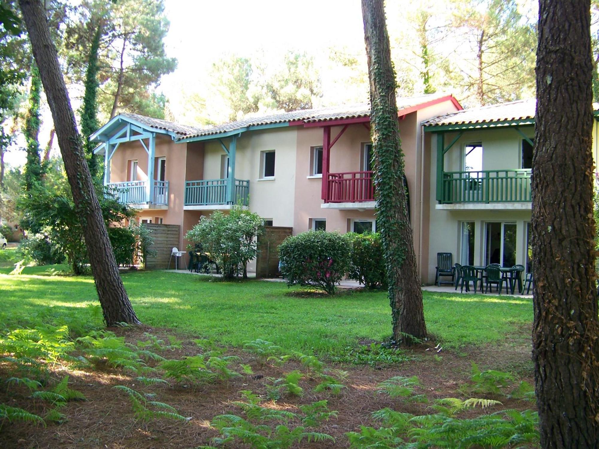 Jolie Petite Maison A Vieux Boucau Avec Piscine Chauffee - Domaine Du Golf De Pinsolle Сустон Екстериор снимка
